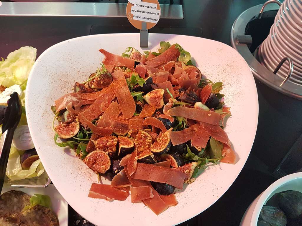 Campanile Creil - Villers-Saint-Paul Restaurant foto